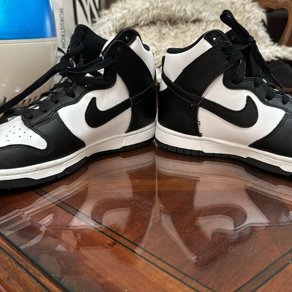 Nike dunks high top panda color way - Picture 6 of 9